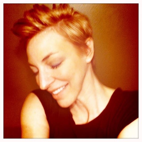 Meet your Posher, Mary - Picture 1 of 1